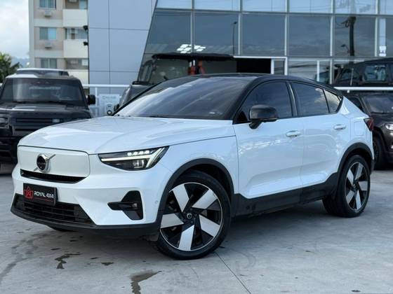 VOLVO C40 P8 RECHARGE PURE ELECTRIC AWD